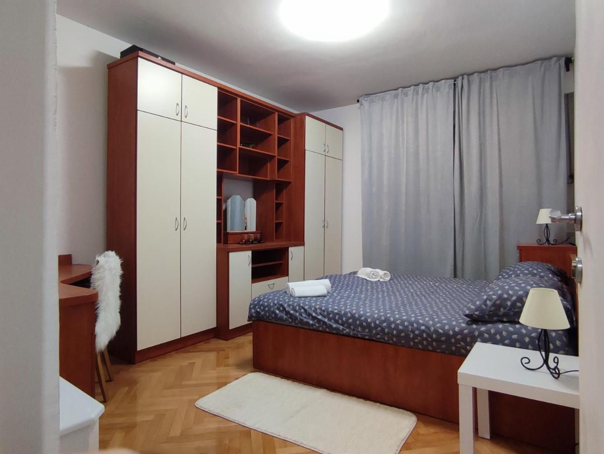 Ferienwohnung Apartman Ivan Kaštela Exterior foto